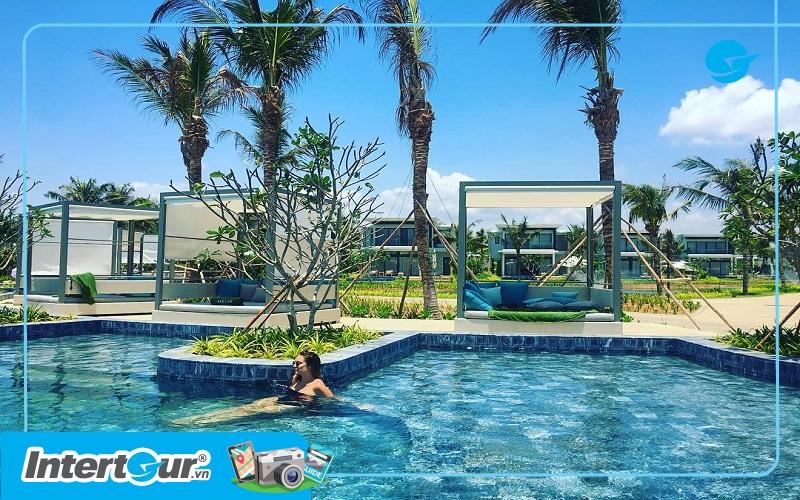 Các lựa chọn lưu trú đa dạng từ resort sang trọng đến homestay bình dân tại khu du lịch Hồ Tràm